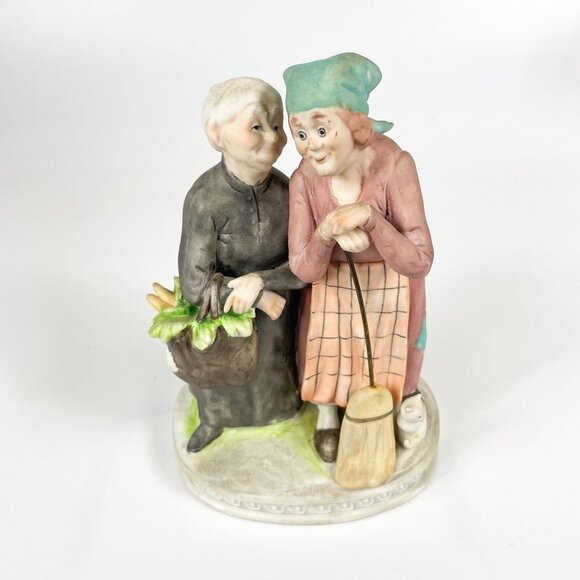 Lefton Gossiping Old Ladies Figurine 4724 Hand-Painted Ceramic Vintage Collectib - Picture 2 of 8